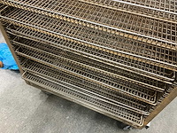 Kar met 10 leggers (5x) voor barriquand autoclaven - afbeelding 6 van  14