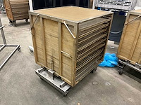 Kar met 10 leggers (5x) voor barriquand autoclaven - afbeelding 1 van  14