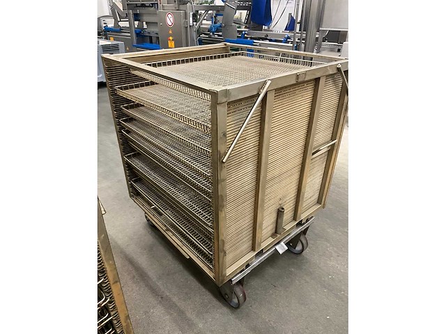 Kar met 10 leggers (5x) voor barriquand autoclaven - afbeelding 14 van  18