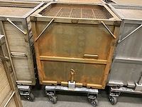 Kar met 10 leggers (5x) voor barriquand autoclaven - afbeelding 21 van  21