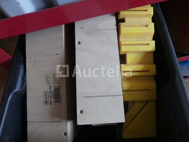 Kar met inhoud - afbeelding 5 van  9