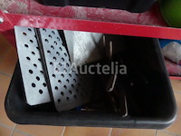 Kar met inhoud - afbeelding 8 van  9