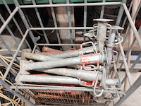 Kar met inhoud - afbeelding 2 van  3