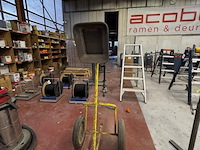 Kar met warmhoudlamp - afbeelding 1 van  3