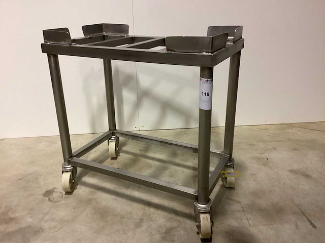 Kar op wielen e kisten 600x400 overige vleesverwerking - afbeelding 1 van  3