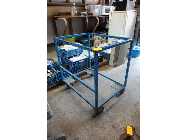 Kar op wielen l. 80 b.60 h83 cm - afbeelding 2 van  2