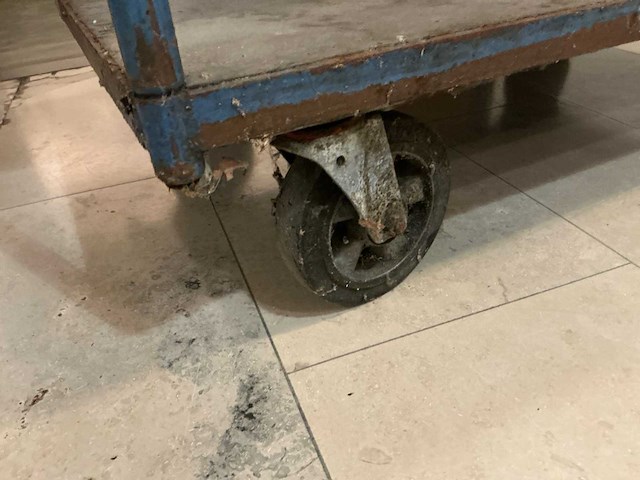 Kar - afbeelding 4 van  4