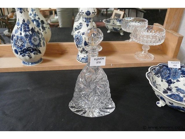 Karaf in geslepen kristal - afbeelding 1 van  2