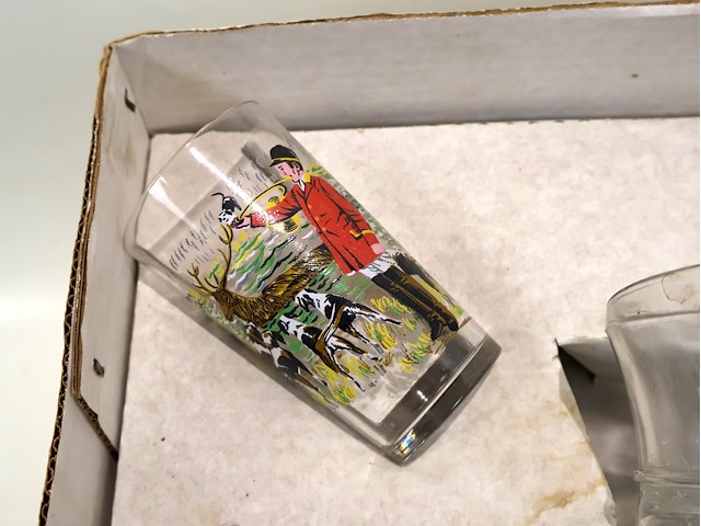 Karaf met glazen - afbeelding 10 van  10