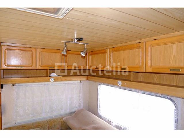 Karavaan en inhoud (in beslag genomen onderweg) burstner city (vin: wbu4305tsn2133920) - afbeelding 11 van  26