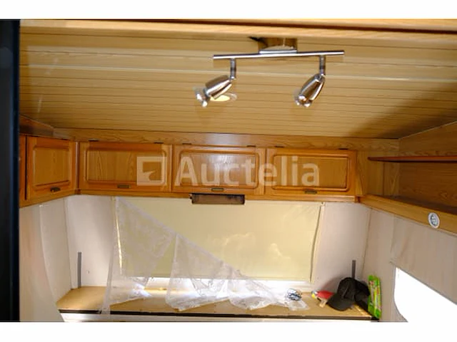 Karavaan en inhoud (in beslag genomen onderweg) burstner city (vin: wbu4305tsn2133920) - afbeelding 15 van  26