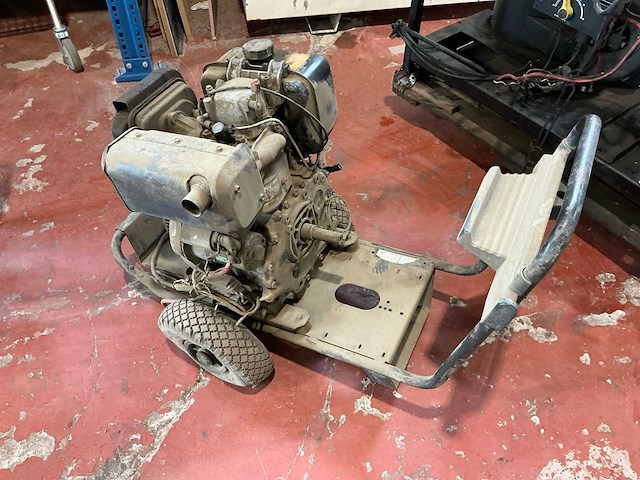 Kärcher- yanmar l90ae-de hogedrukreiniger - afbeelding 1 van  3