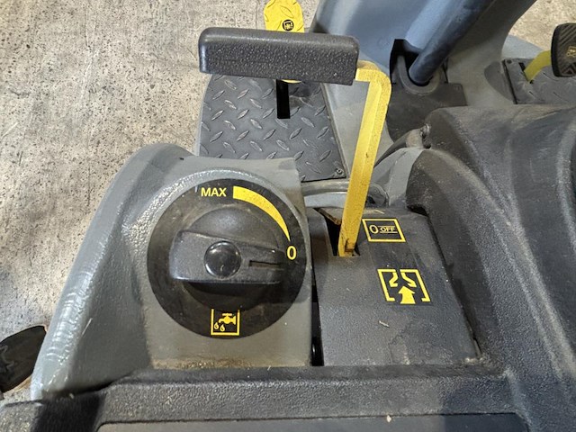 Karcher b 90 r classic bp pack zitschrob/zuigamchine - afbeelding 10 van  16