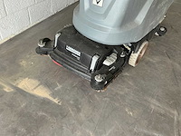 Kärcher b60 w bp schrobzuigmachine - afbeelding 7 van  12