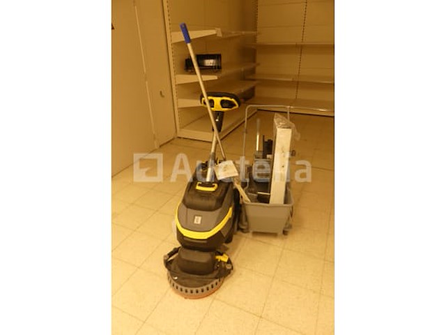 Karcher bd 38/12 c vloerwasmachine + accessoires - afbeelding 1 van  9