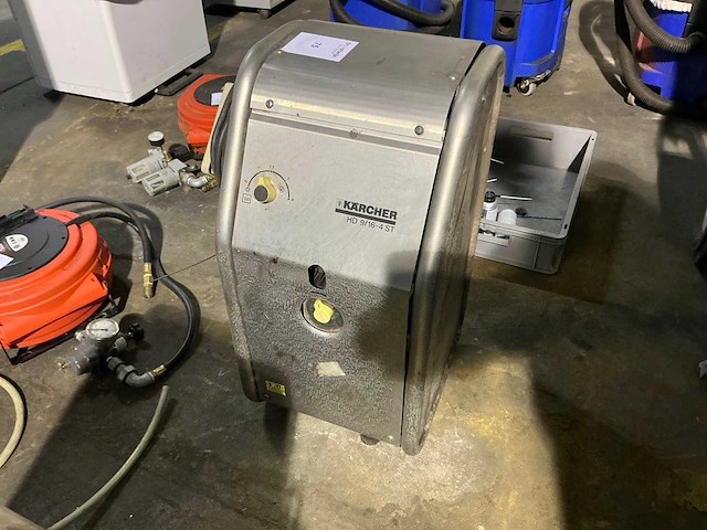 Kärcher hd 9/16-4 st hogedrukreiniger - afbeelding 1 van  5
