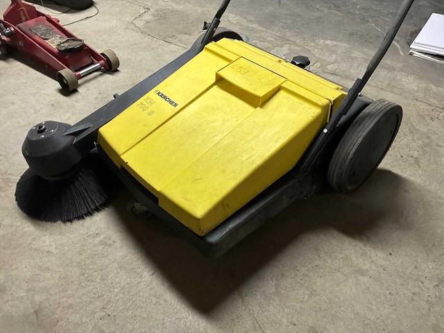 Kärcher km 700 s straatveegmachine - afbeelding 2 van  5