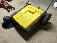 Kärcher km 700 s straatveegmachine - afbeelding 2 van  5