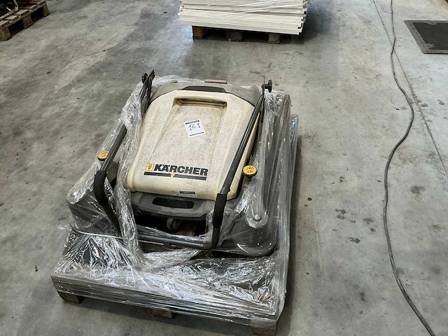 Kärcher km70/20c veegmachine - afbeelding 1 van  4