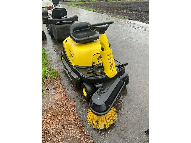 Kärcher kmr 1000t opzit veegmachine/veegwagen - afbeelding 16 van  22
