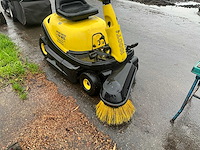 Kärcher kmr 1000t opzit veegmachine/veegwagen - afbeelding 18 van  22