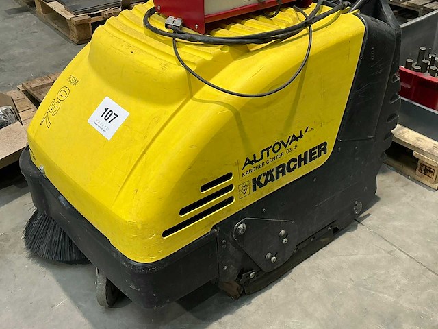 Kärcher ksm750 zelfrijdende veegmachine - afbeelding 1 van  3
