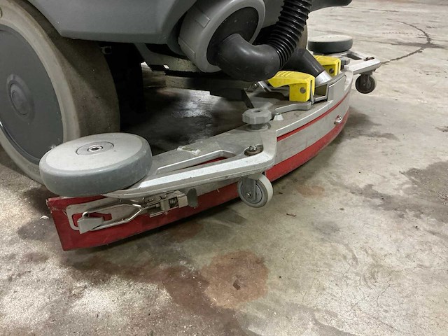 Karcher professional d75 schoonmaakwagen - afbeelding 2 van  15