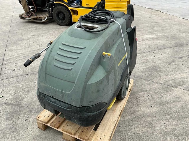 Kärcher professional hds 8/18-4 m hogedrukreiniger - afbeelding 2 van  6