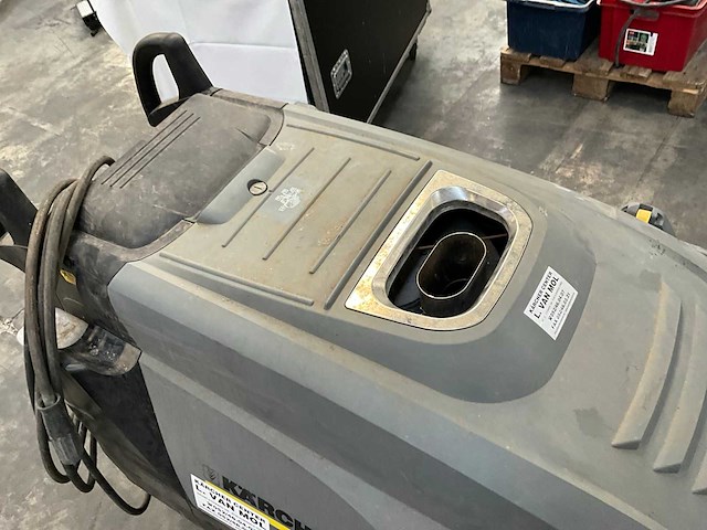 Kärcher professional hds 8/18-4m hogedrukreiniger - afbeelding 8 van  13