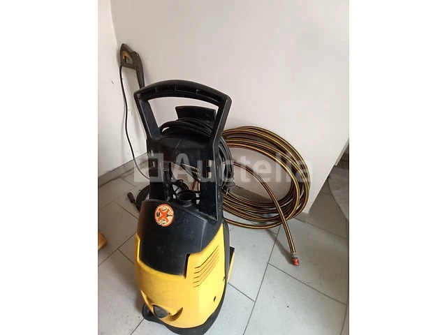 Karcher professionele hogedrukreiniger - afbeelding 2 van  6
