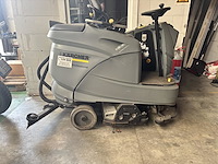 Karcher schrob/veegmachine - afbeelding 1 van  9