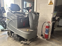 Karcher schrob/veegmachine - afbeelding 2 van  9