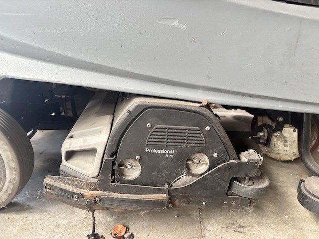Karcher schrob/veegmachine - afbeelding 3 van  9