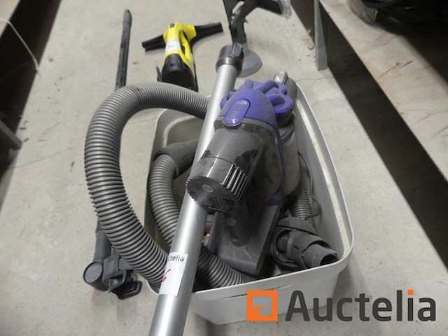 Karcher + stofzuiger dyson glas reiniger - afbeelding 8 van  9