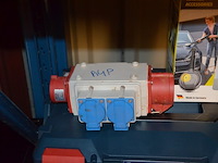 Karcher was borstel, 2 lege gereedschapskoffers bosch, stekker doos - afbeelding 3 van  6