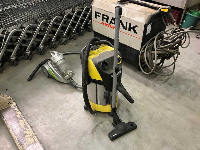 Kärcher wd 5.500m industriële stofzuiger - afbeelding 1 van  3