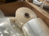 Kartonnen boxen met plastic restanten (8x) - afbeelding 14 van  19