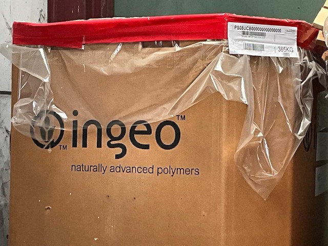 Kartonnen boxen met plastic restanten (8x) - afbeelding 7 van  15