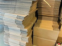 Kartonnen dozen (460x) - afbeelding 2 van  3