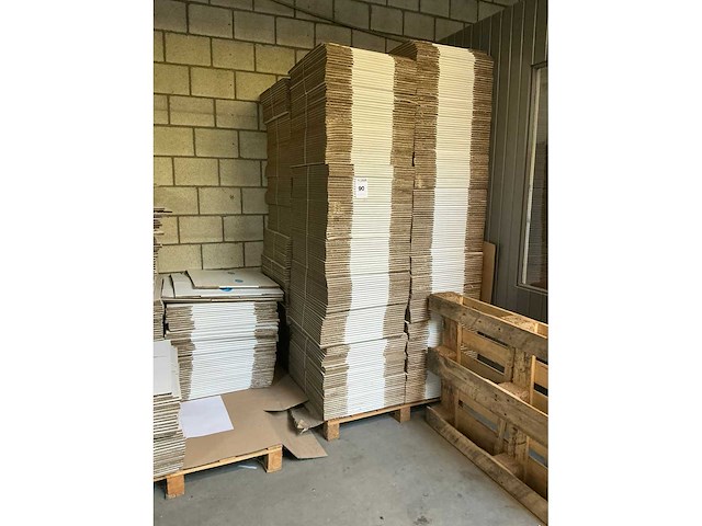 Kartonnen dozen - afbeelding 2 van  4