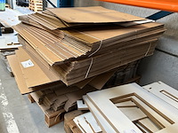 Kartonnen dozen - afbeelding 1 van  3