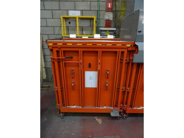 Kartonpers orwak - afbeelding 7 van  8