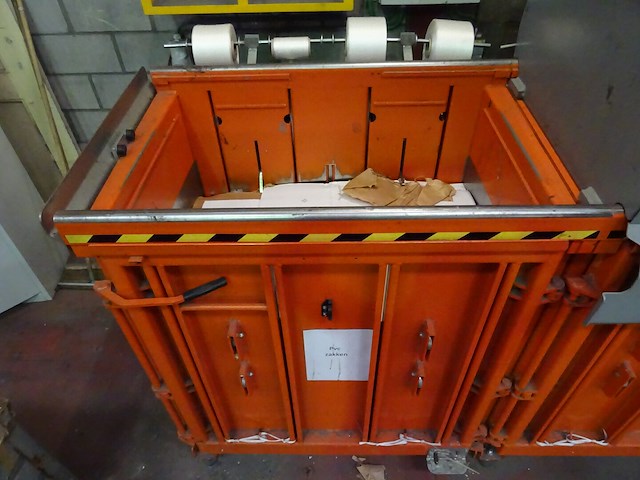 Kartonpers orwak - afbeelding 8 van  8