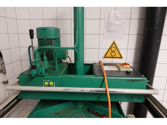 Kartonpers pottinger - afbeelding 2 van  5