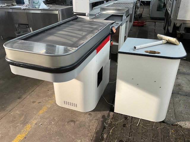 Kassa meubel - afbeelding 4 van  12