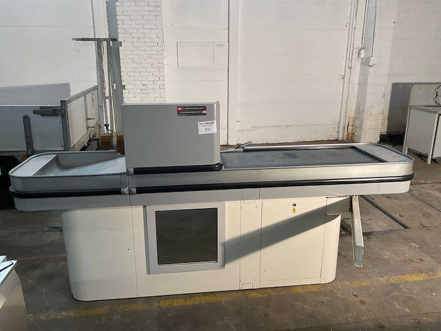 Kassa meubel - afbeelding 1 van  12