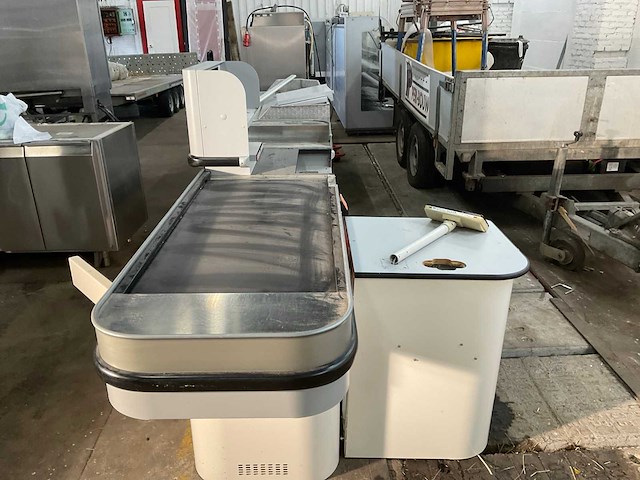 Kassa meubel - afbeelding 6 van  12