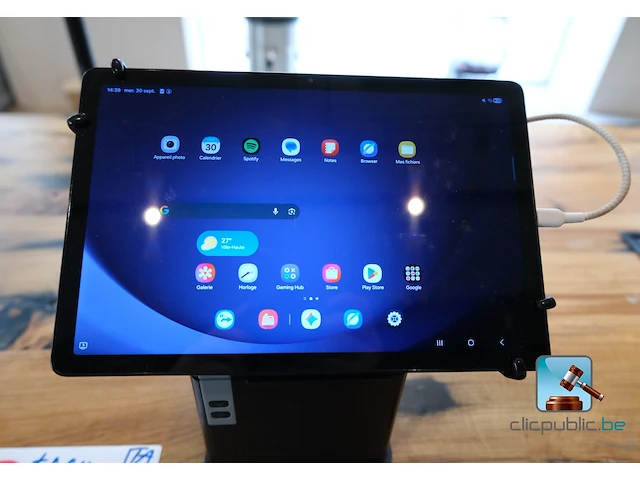 Kassamateriaal met tablet - afbeelding 1 van  5