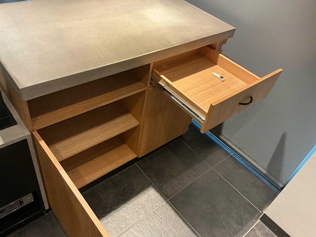 Kassameubel winkel meubilair - afbeelding 7 van  8