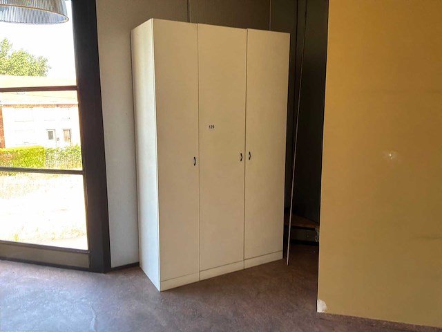 Kast (2x) - afbeelding 1 van  6